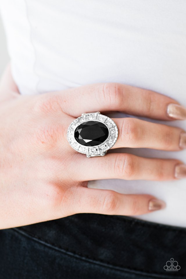 Bling blitz black store ring paparazzi