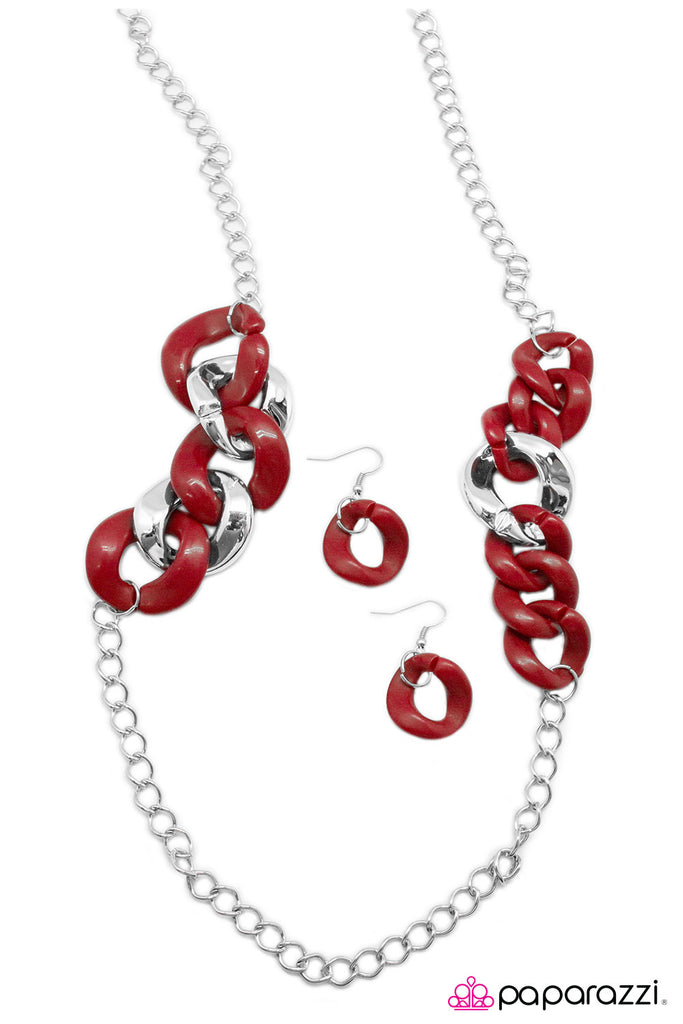 Paparazzi "Bond Girl" necklace