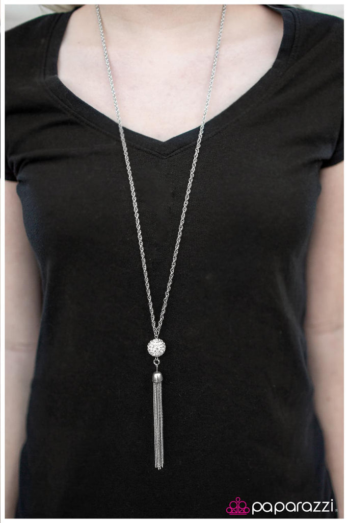 Paparazzi "New Years Eve" necklace