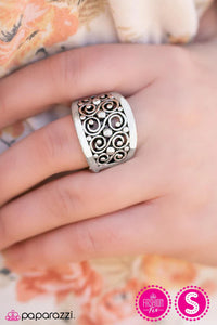 Paparazzi "Bay Breeze" Silver FASHION FIX Ring Paparazzi Jewelry