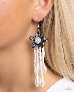 Paparazzi "Prom Personality" Black Earrings Paparazzi Jewelry