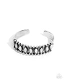 Paparazzi Beautiful Badlands" White Bracelet Paparazzi Jewelry