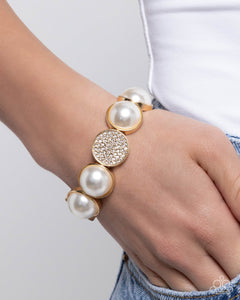 Paparazzi "Believable Bling" Gold Bracelet Paparazzi Jewelry