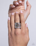 Paparazzi "Gilded Glitz" Green Ring Paparazzi Jewelry