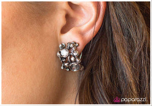 Paparazzi "Jewel of the Vine - Clip On" earring Paparazzi Jewelry