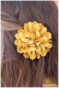 Paparazzi "Once in a Golden Bloom" hair clip Paparazzi Jewelry