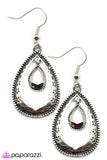 Paparazzi "Red Carpet Ready" earring Paparazzi Jewelry