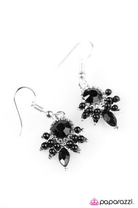 Paparazzi "Palm Beach Party" Black Earrings Paparazzi Jewelry