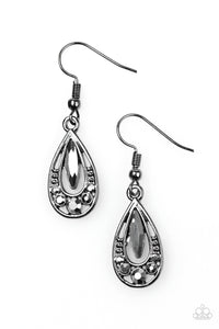 Paparazzi "Courtly Couture" Black Earrings Paparazzi Jewelry