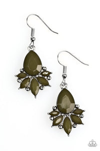 Paparazzi VINTAGE VAULT "Glam Up" Green Earrings Paparazzi Jewelry