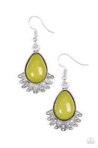 Paparazzi VINTAGE VAULT "Island Inspiration" Green Earrings Paparazzi Jewelry