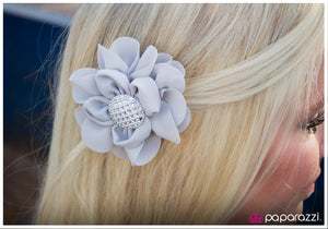 Paparazzi "Blooming Bliss" Silver 002XX Hair Clip Paparazzi Jewelry