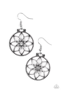 Paparazzi "Bloom Bloom" White Earrings Paparazzi Jewelry