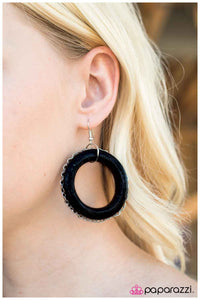 Paparazzi "Chain Reaction - Black" earring Paparazzi Jewelry