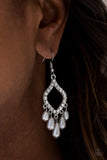 Paparazzi VINTAGE VAULT "Divinely Diamond" Silver Earrings Paparazzi Jewelry