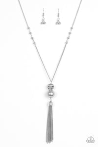Paparazzi VINTAGE VAULT "The Only Show In Town" Silver Necklace & Earring Set Paparazzi Jewelry