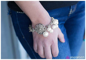 Paparazzi "Hot Headed - White" bracelet Paparazzi Jewelry