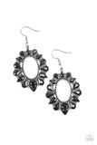 Paparazzi VINTAGE VAULT "Fashionista Flavor" Black Earrings Paparazzi Jewelry