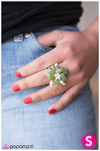 Paparazzi "Petals and Pearls" ring Paparazzi Jewelry