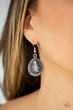 Paparazzi VINTAGE VAULT "Grandmaster Shimmer" Silver Earrings Paparazzi Jewelry