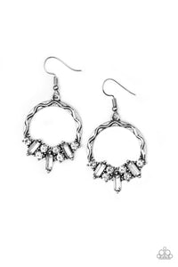Paparazzi VINTAGE VAULT "On The Uptrend" White Earrings Paparazzi Jewelry