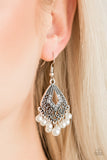 Paparazzi VINTAGE VAULT "Gracefully Gatsby" White Earrings Paparazzi Jewelry