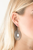 Paparazzi VINTAGE VAULT "Really Whimsy" White Earrings Paparazzi Jewelry