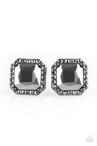 Paparazzi VINTAGE VAULT "Act Your Ageless" Black Post Earrings Paparazzi Jewelry