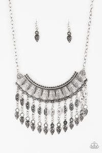 Paparazzi VINTAGE VAULT "The Desert is Calling" Silver Necklace & Earring Set Paparazzi Jewelry