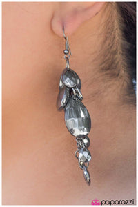 Paparazzi "Dancing in the Rain - Black " earring Paparazzi Jewelry