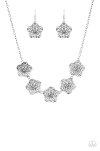 Paparazzi VINTAGE VAULT "Garden Groove" Silver Necklace & Earring Set Paparazzi Jewelry