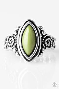 Paparazzi VINTAGE VAULT "ZOO Hot To Handle" Green Ring Paparazzi Jewelry