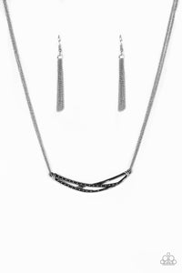 Paparazzi VINTAGE VAULT "Moto Modern" Silver Necklace & Earring Set Paparazzi Jewelry