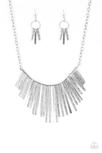 Paparazzi VINTAGE VAULT "Welcome to the Pack" Silver Necklace & Earring Set Paparazzi Jewelry