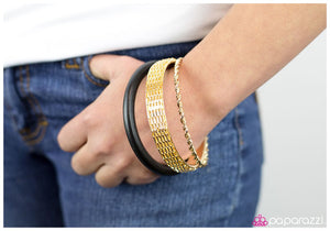 Paparazzi "On the Fence" Gold & Black Wooden Bangles Textured Bracelet Paparazzi Jewelry