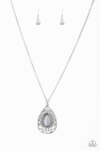 Paparazzi VINTAGE VAULT "Modern Majesty" Silver Necklace & Earring Set Paparazzi Jewelry