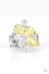 Paparazzi "Diamond Daises" Yellow Ring Paparazzi Jewelry