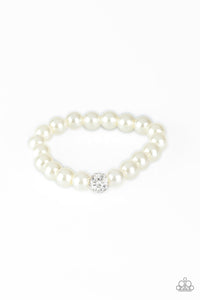 Paparazzi VINTAGE VAULT "POSHing Your Luck" White Bracelet Paparazzi Jewelry