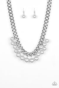 Paparazzi VINTAGE VAULT "Get Off My Runway" Silver Necklace & Earring Set Paparazzi Jewelry