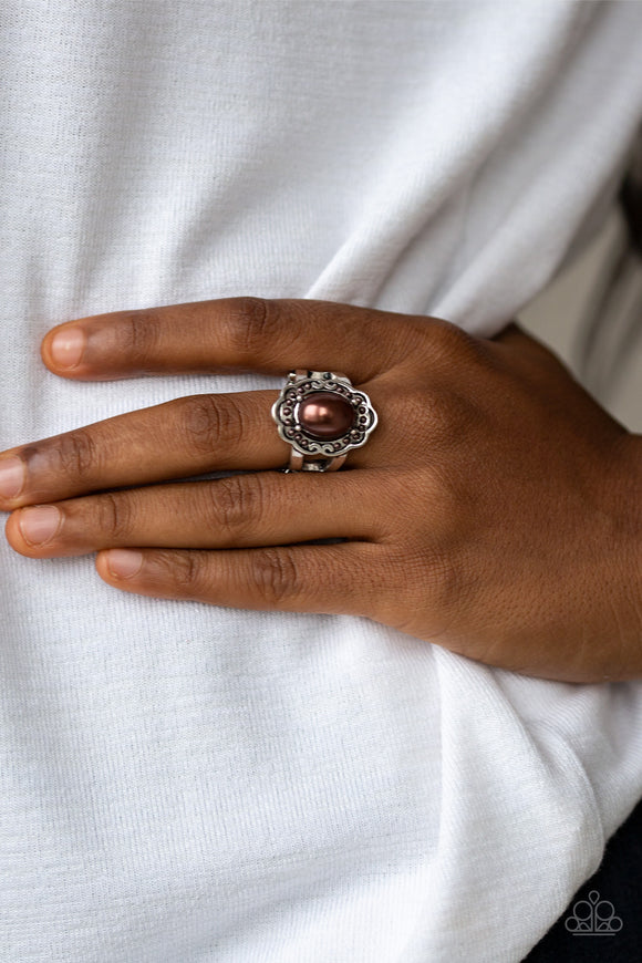 Paparazzi VINTAGE VAULT 