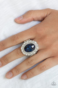 Paparazzi VINTAGE VAULT "Show Glam" Blue Ring Paparazzi Jewelry