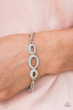 Paparazzi VINTAGE VAULT "Timelessly Metropolitan" FASHION FIX White Bracelet Paparazzi Jewelry