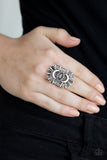 Paparazzi VINTAGE VAULT "Deco Diva" Silver Ring Paparazzi Jewelry