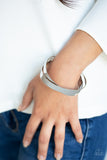 Paparazzi VINTAGE VAULT "Havent SHEEN Nothing Yet" Silver Bracelet Paparazzi Jewelry