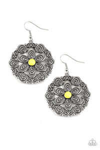 Paparazzi VINTAGE VAULT "Grove Groove" Yellow Earrings Paparazzi Jewelry