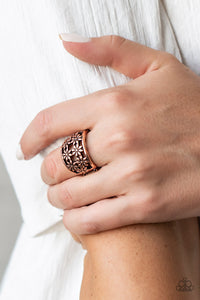 Paparazzi VINTAGE VAULT "Crazy About Daisies" Copper Ring Paparazzi Jewelry