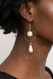 Paparazzi "Cultured In Couture" White Earrings Paparazzi Jewelry
