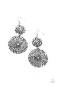 Paparazzi "Garden Mantra" White Earrings Paparazzi Jewelry