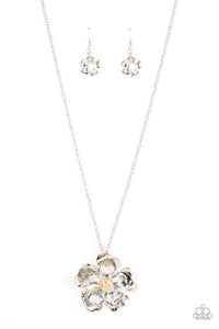 Paparazzi "Homegrown Glamour" Silver Necklace & Earring Set Paparazzi Jewelry