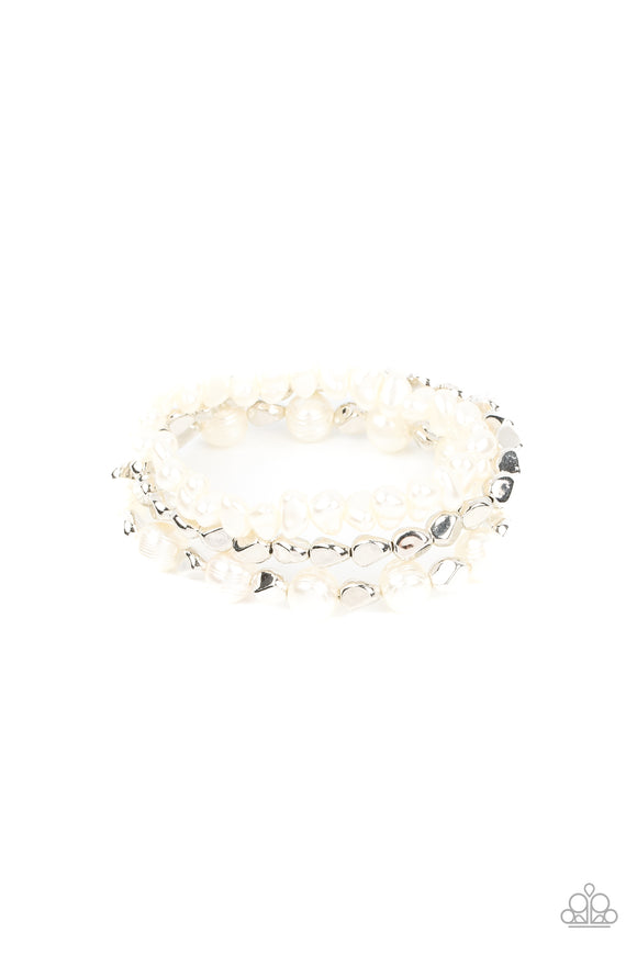 Buy Melorra 18k Gold & Diamond Bow Soiree Bracelet for Women Online At Best  Price @ Tata CLiQ